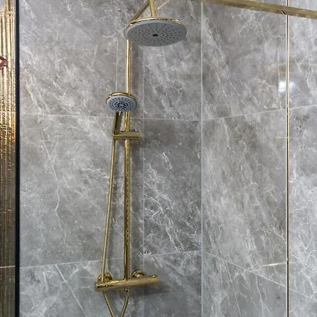 아파트 Luxurious Apartment Sikorskiego By Renters Prestige 포즈난