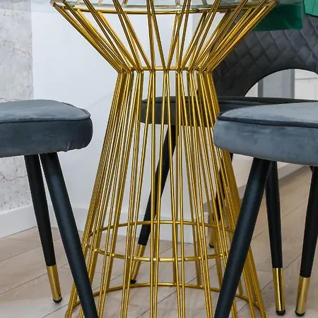 아파트 Luxurious Apartment Sikorskiego By Renters Prestige 포즈난