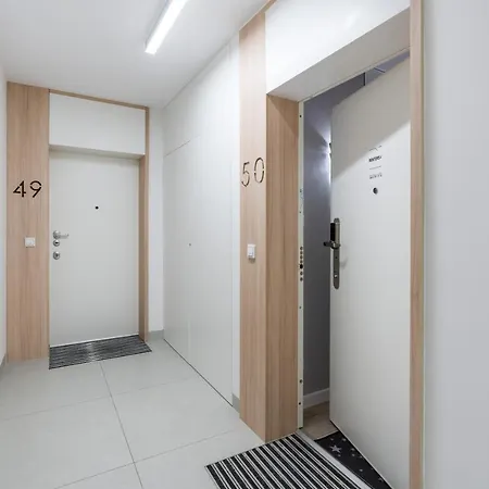 Luxurious Apartment Sikorskiego By Renters Prestige *
